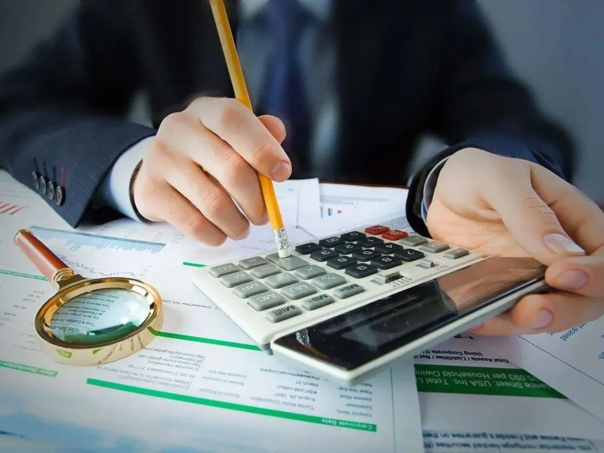 Tìm hiểu chi tiết về cách tính thuế thu nhập doanh nghiệp giúp doanh nghiệp chủ động tuân thủ và tối ưu nghĩa vụ thuế một cách hợp pháp.